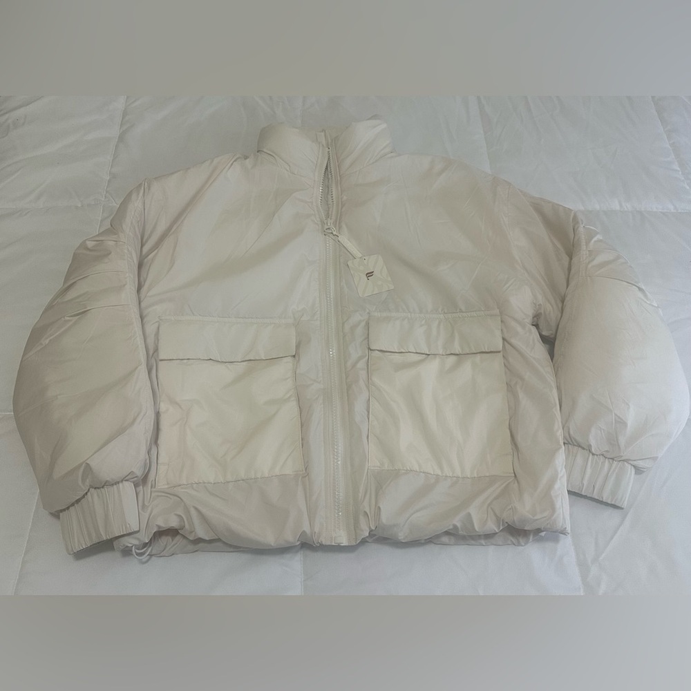 New Fabletics All Weather Jacket Sz Small/6in the colour Bone